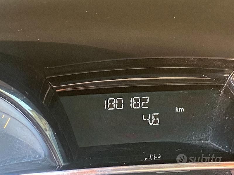 Usata Renault Clio IV 75 CV (55 kW) 2013 Grigio Utilitaria