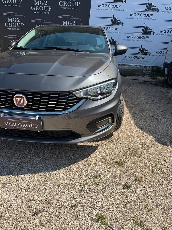 Usata Fiat Tipo Easy 95 CV (69 kW) 2018 Grigio Berlina
