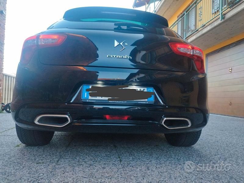 Usata Citroën DS5 166 CV (122 kW) 2013 Nero Utilitaria