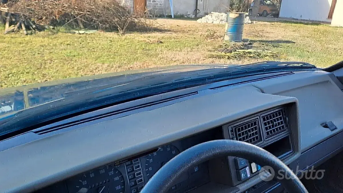 Usata Skoda Favorit 63 CV (46 kW) 1991 Blu Berlina