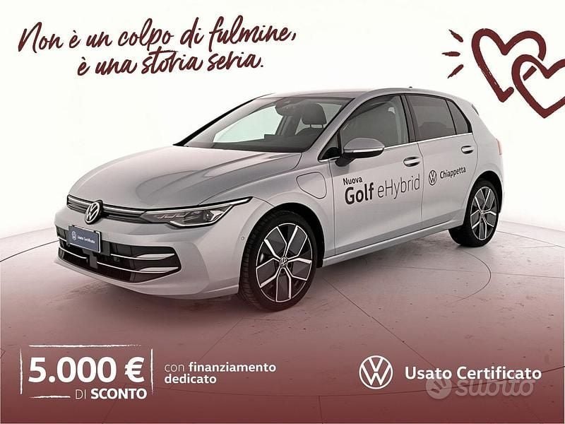 Grigio Usata 2025 VW Golf Style Berlina | 39.500 € (Molto cara) - Immagine 1/4