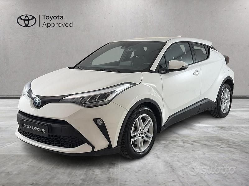 Usata Toyota C-HR Active 2023 Bianco SUV