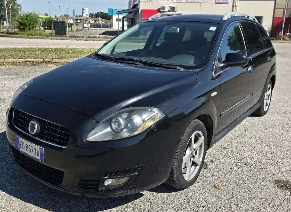 Usata Fiat Croma Dynamic 150 CV (110 kW) 2010 Station wagon
