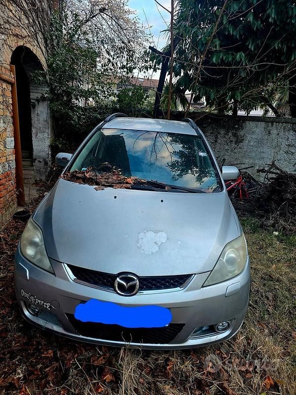 Begagnad Mazda 5 110 HK (80 kW) 2008 Grå Minibuss