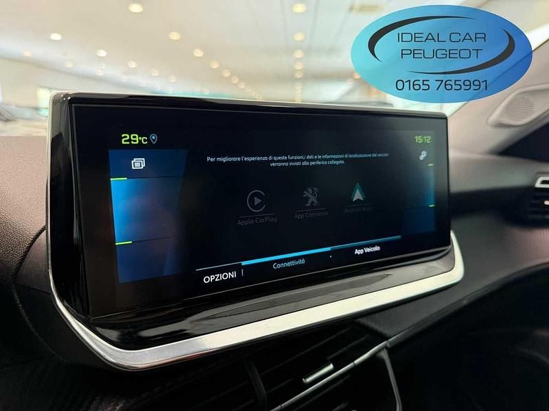Usata Peugeot e-2008 Allure 100 kW (136 CV) 2021 Blu SUV