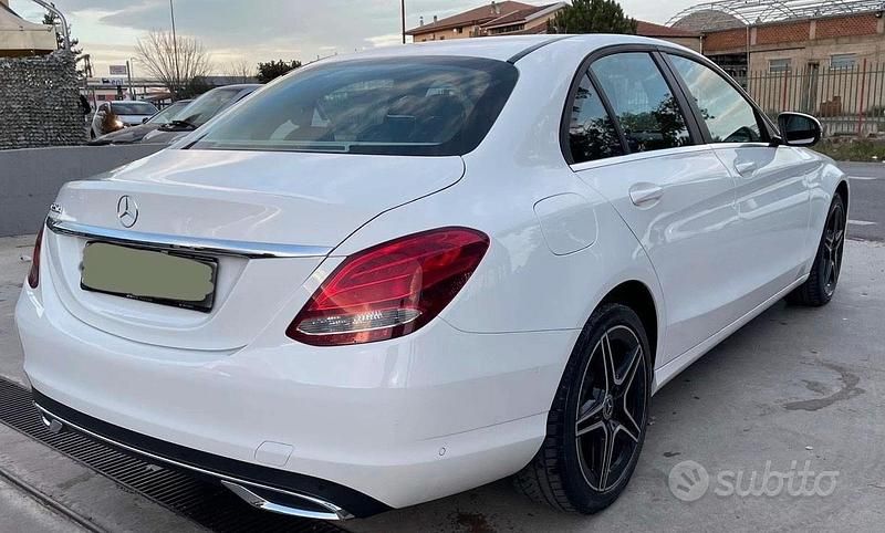 Usata Mercedes C220 170 CV (125 kW) 2019 Bianco Berlina