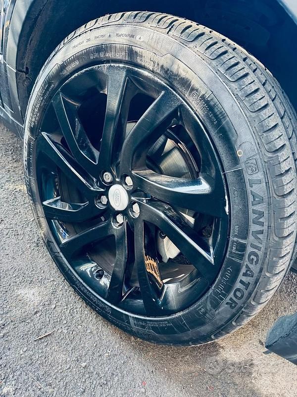 Usata Land Rover Range Rover evoque 2018 Nero Monovolume