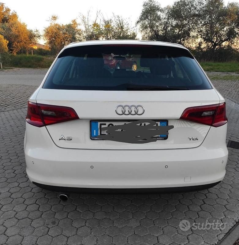 Usata Audi A3 Ambition 105 CV (77 kW) 2013 Bianco Berlina