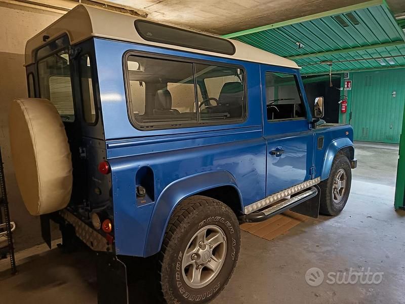 Gebraucht Land Rover Defender 122 PS (89 kW) 2003 Blau Kombi