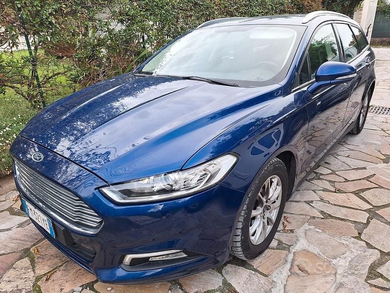 Blu Usata 2018 Ford Mondeo Station wagon | 10.500 € (Buon prezzo) - Immagine 1/4