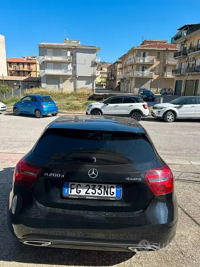 Usata Mercedes A200 136 CV (100 kW) 2016 Nero Utilitaria