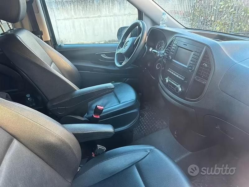 Usata Mercedes Vito 190 CV (139 kW) 2019 Blu Furgone