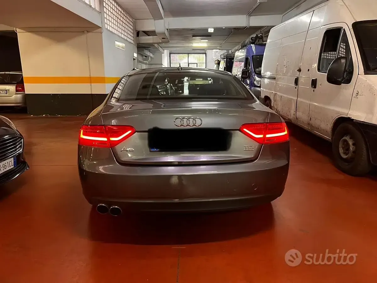 Usata Audi A5 Business Plus 177 CV (130 kW) 2013 Grigio Coupé