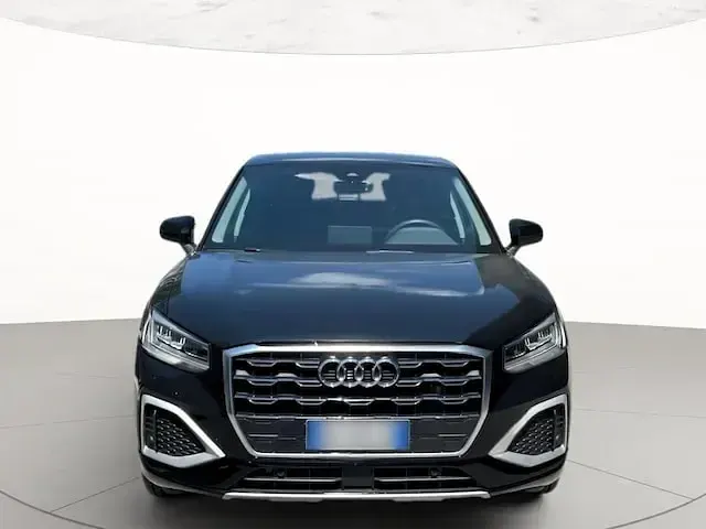 Usata Audi Q2 Advanced 150 CV (110 kW) 2023 Nero brillante SUV
