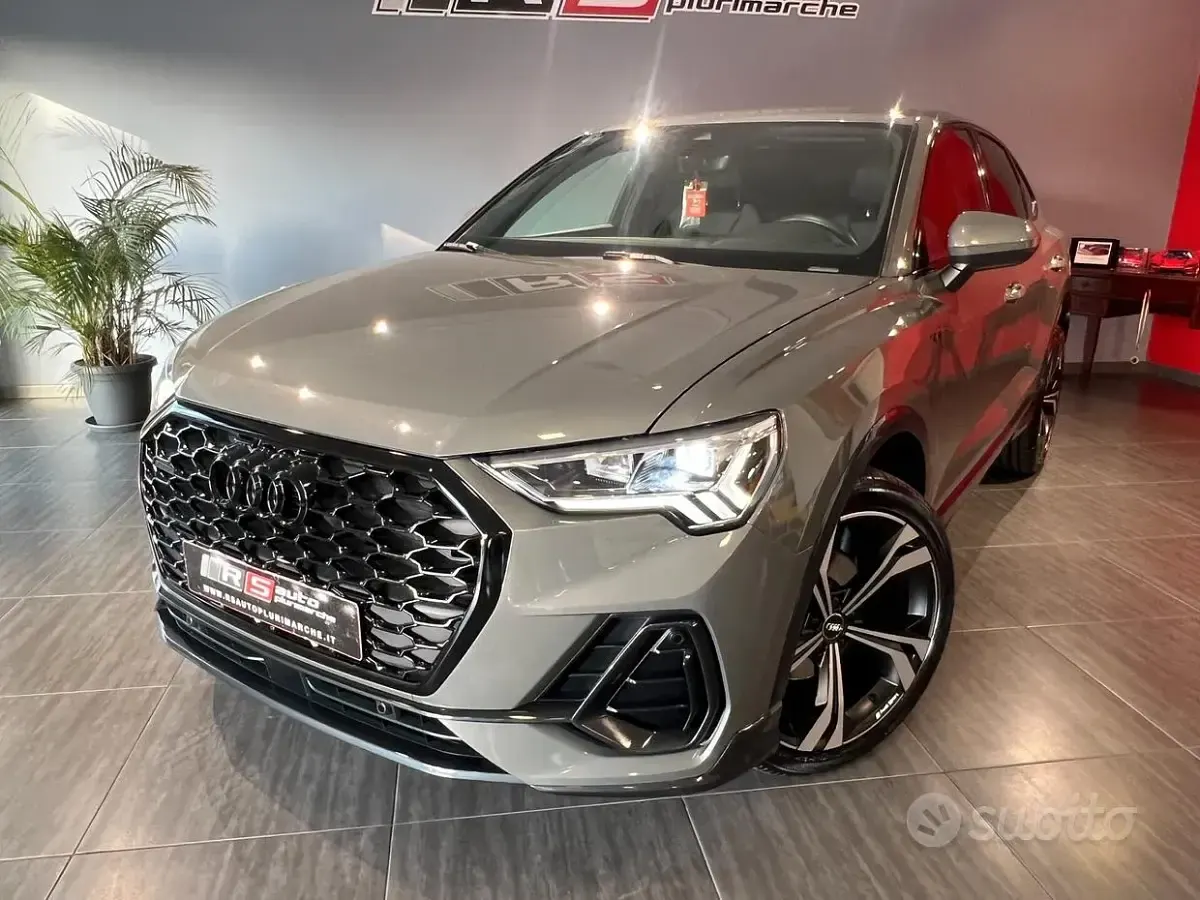 Usata Audi Q3 S-Line 150 CV (110 kW) 2024 Grigio SUV