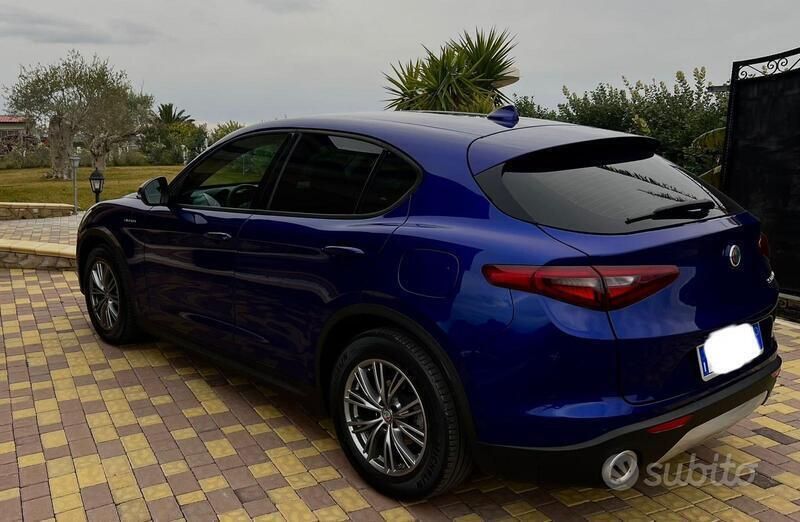Usata Alfa Romeo Stelvio 160 CV (117 kW) 2020 Blu SUV