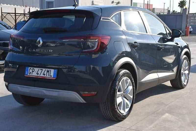 Usata Renault Captur Equilibre 91 CV (66 kW) 2023 Grigio SUV