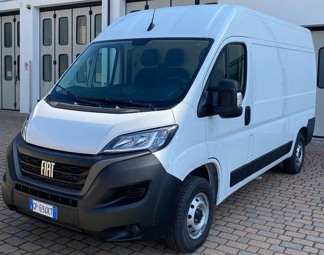 Usata Fiat Ducato Easy 140 CV (102 kW) 2023 Bianco Furgone