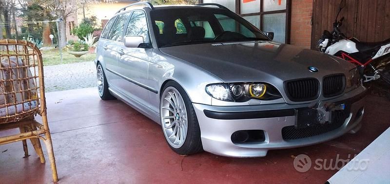 Usata BMW 330 Efficient Dynamics 2004 Grigio Station wagon