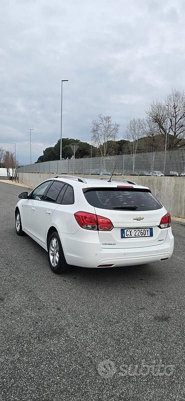 Usata Chevrolet Cruze 131 CV (96 kW) 2013 Bianco Station wagon