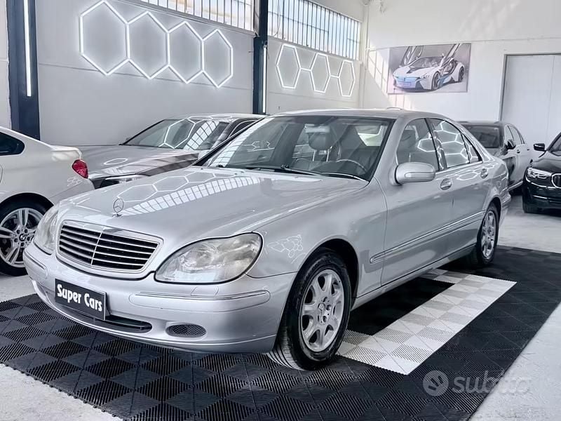 Usata Mercedes S320 197 CV (144 kW) 2000 Grigio Berlina