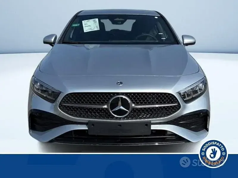 Ny Mercedes A250 2026 Grå Sedan