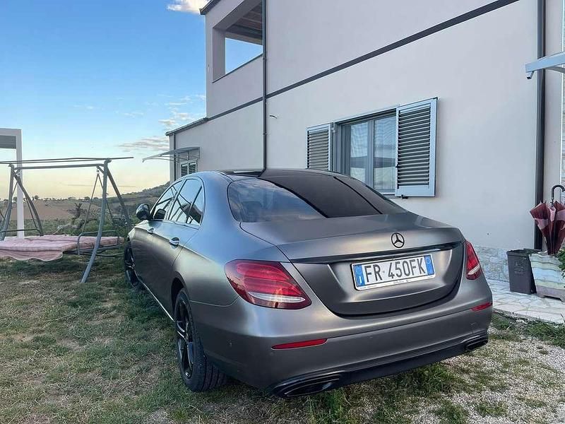 Usata Mercedes E220 Exclusive 194 CV (142 kW) 2018 Berlina