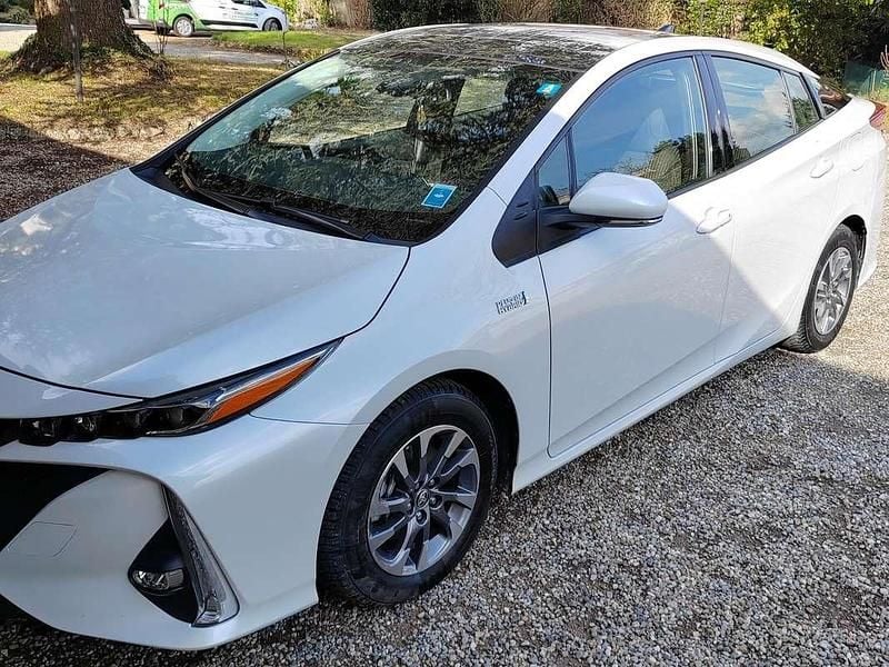 Usata Toyota Prius 98 CV (72 kW) 2021 Bianco Utilitaria