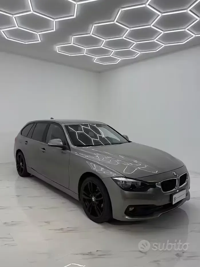 Usata BMW 318 Advantage 150 CV (110 kW) 2017 Marrone Station wagon