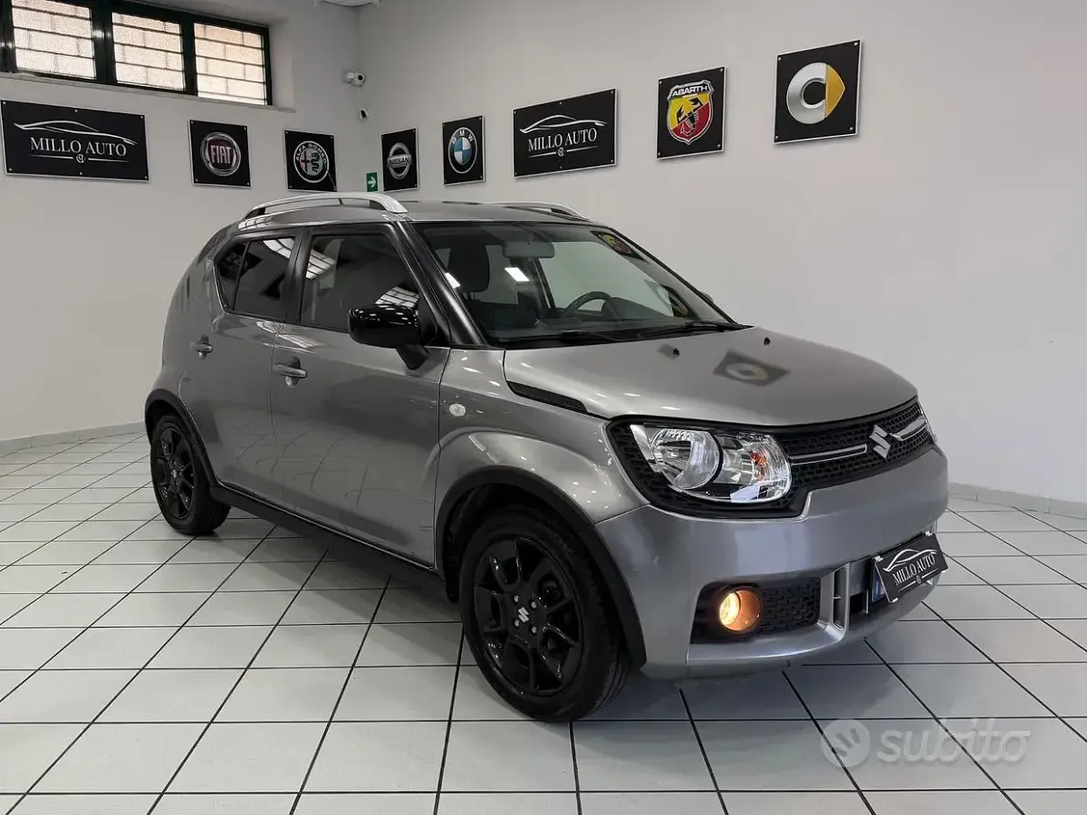 Usata Suzuki Ignis 90 CV (66 kW) 2019 Grigio SUV