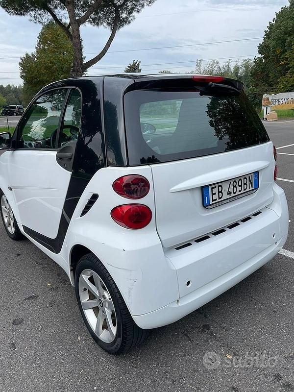 Usata Smart ForTwo Coupé Pulse 71 CV (52 kW) 2010 Utilitaria