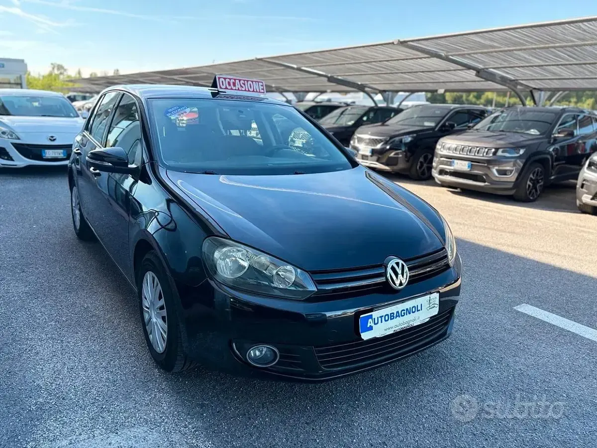 Usata VW Golf VI Trendline 105 CV (77 kW) 2010 Nero Utilitaria