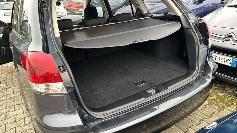 Usado Subaru Legacy Trend 150 CV (110 kW) 2010 Familiar
