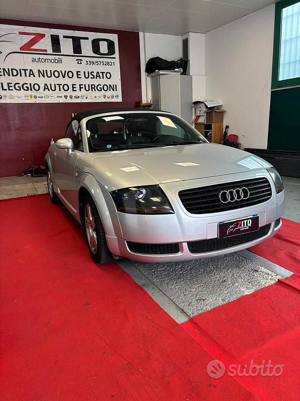 Usata Audi TT Roadster 179 CV (131 kW) 2003 Grigio Cabrio