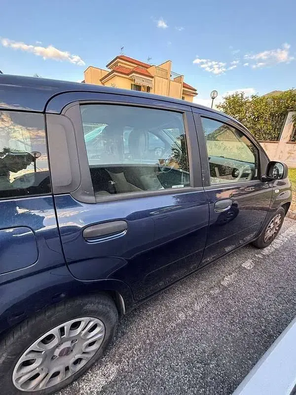 Usata Fiat Panda Easy 69 CV (50 kW) 2016 Blu/azzurro Utilitaria