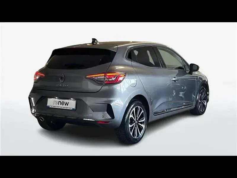 Usata Renault Clio Techno 90 CV (66 kW) 2025 Grigio scuro Utilitaria