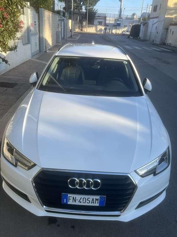 Usata Audi A4 Business 122 CV (89 kW) 2018 Station wagon
