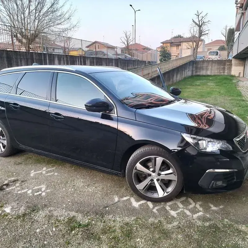Usata Peugeot 308 SW GT-line 131 CV (96 kW) 2018 Station wagon