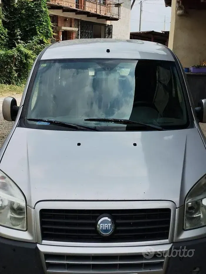 Usata Fiat Doblò 120 CV (88 kW) 2007 Monovolume