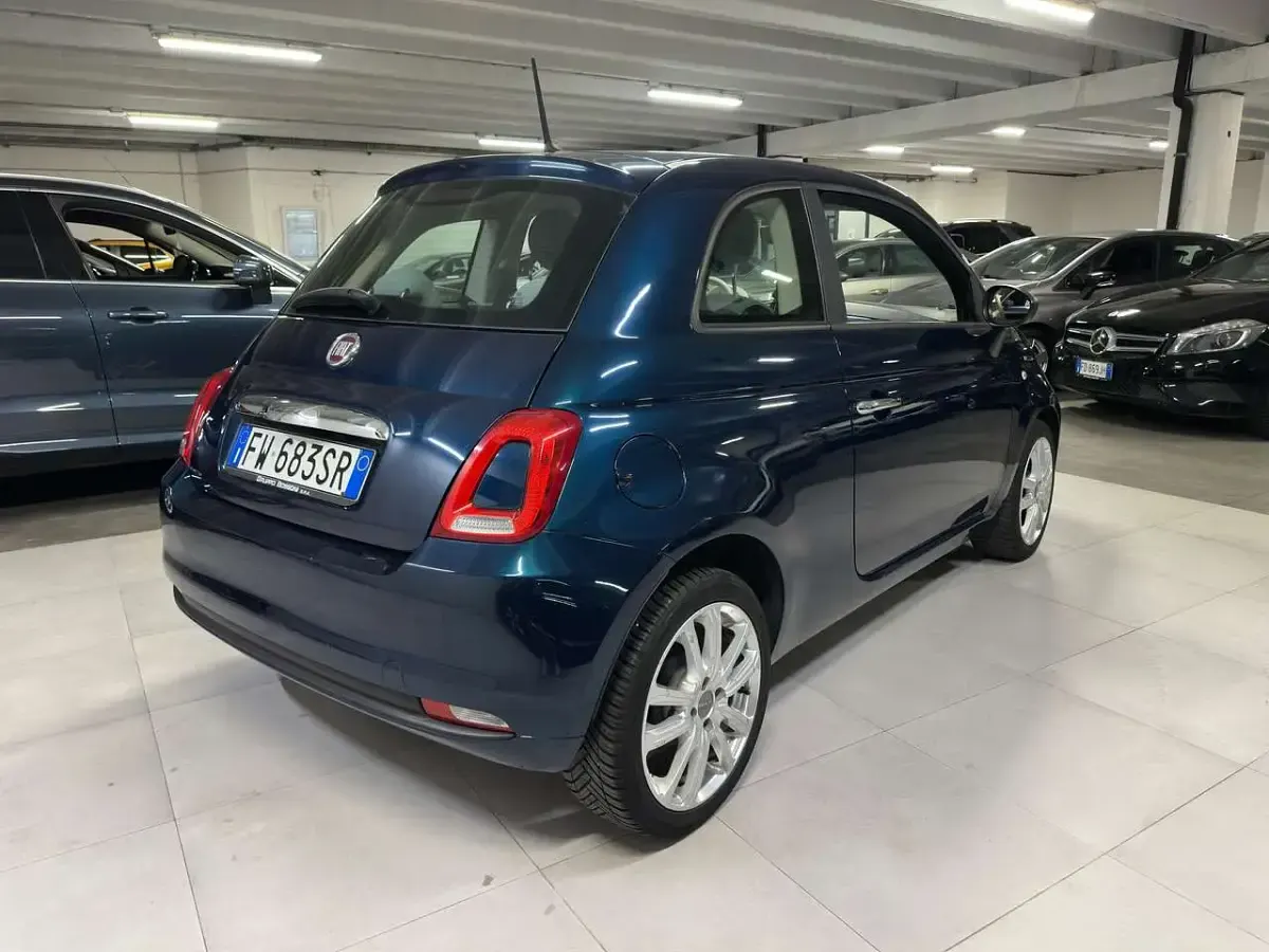 Usata Fiat 500 69 CV (50 kW) 2019 Blu/azzurro Utilitaria