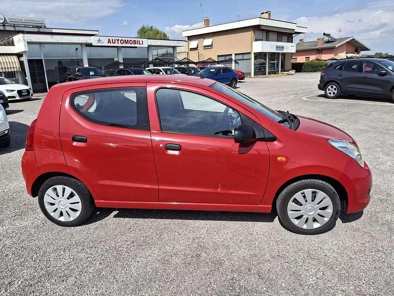 Usata Suzuki Alto 68 CV (50 kW) 2013 Rosso Utilitaria