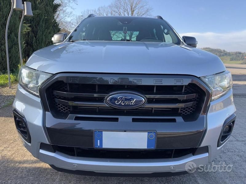 Usata Ford Ranger XLT 170 CV (125 kW) 2021 Grigio Pick-up