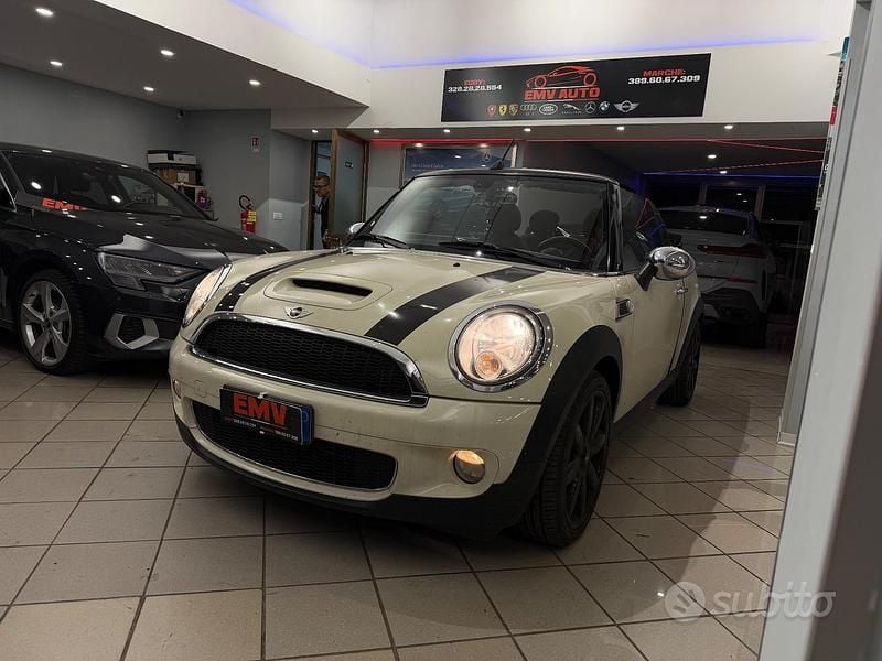 Usata Mini Cooper S Cabriolet 175 CV (128 kW) 2009 Giallo Cabrio