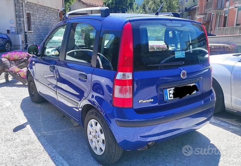 Usata Fiat Panda 69 CV (50 kW) 2011 Blu Utilitaria