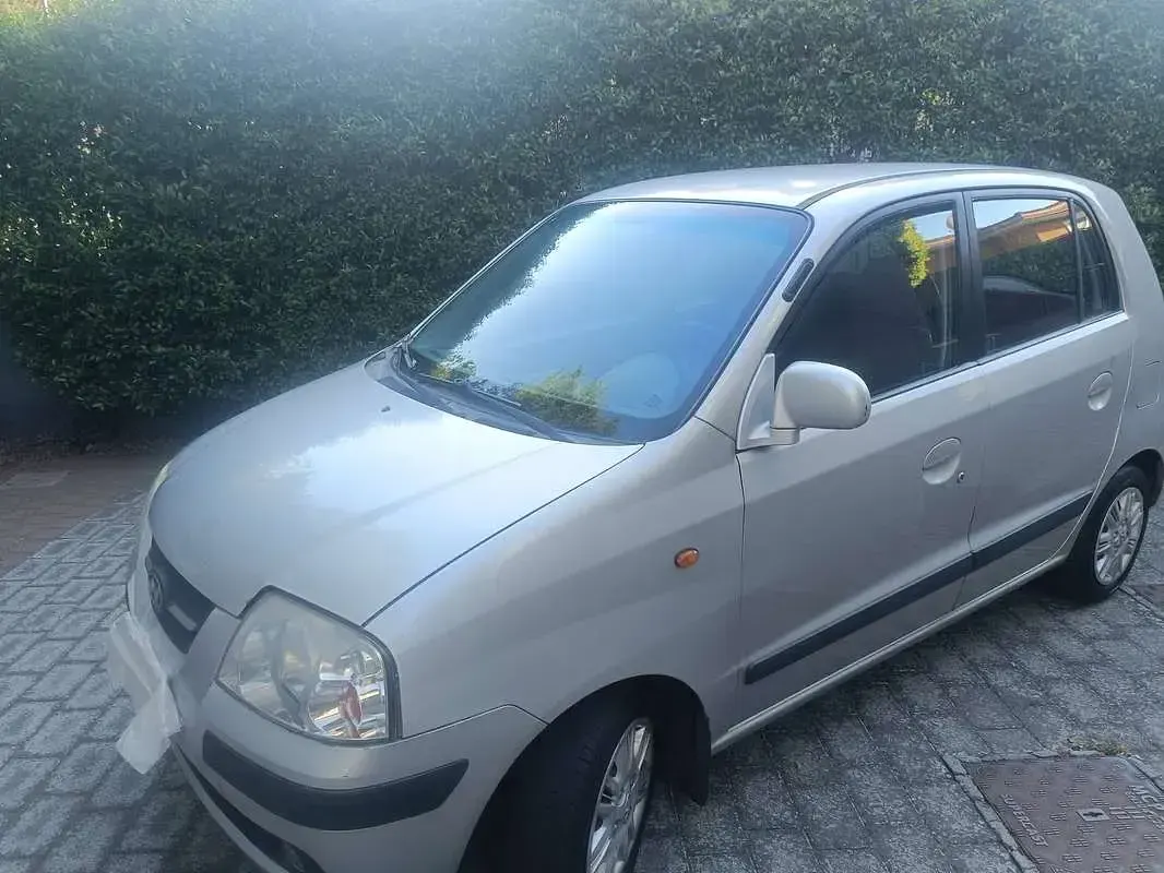 Usata Hyundai Atos Active 63 CV (46 kW) 2008 Grigio Utilitaria