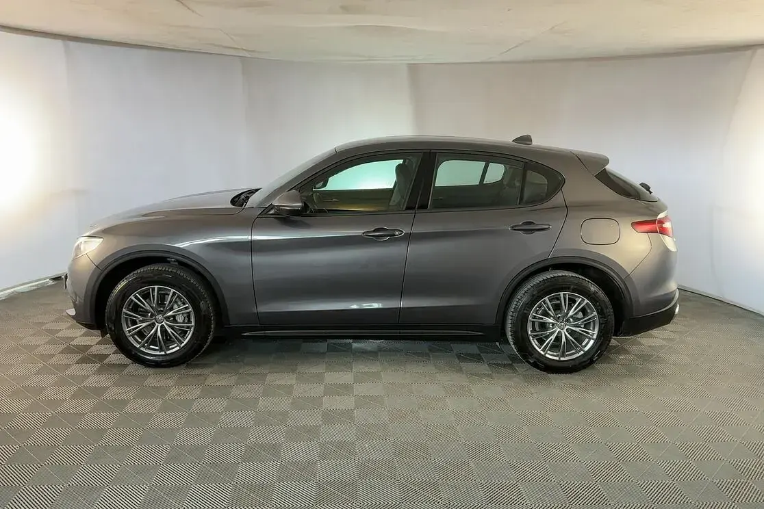 Usata Alfa Romeo Stelvio Executive 210 CV (154 kW) 2019 Grigio SUV