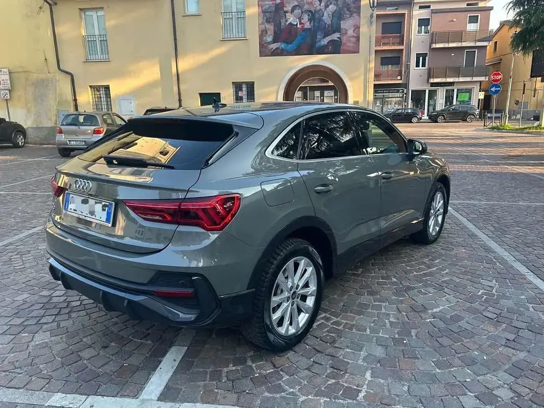 Usata Audi Q3 Ambiente 150 CV (110 kW) 2022 SUV