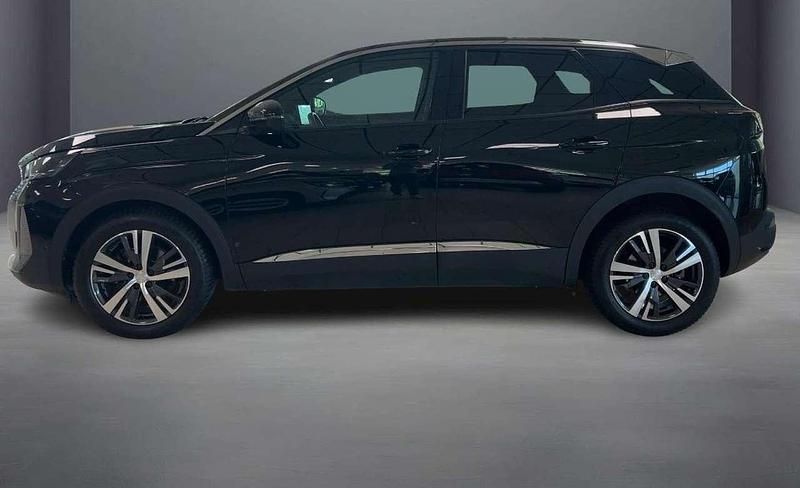 Usata Peugeot 3008 Allure 131 CV (96 kW) 2022 Nero SUV