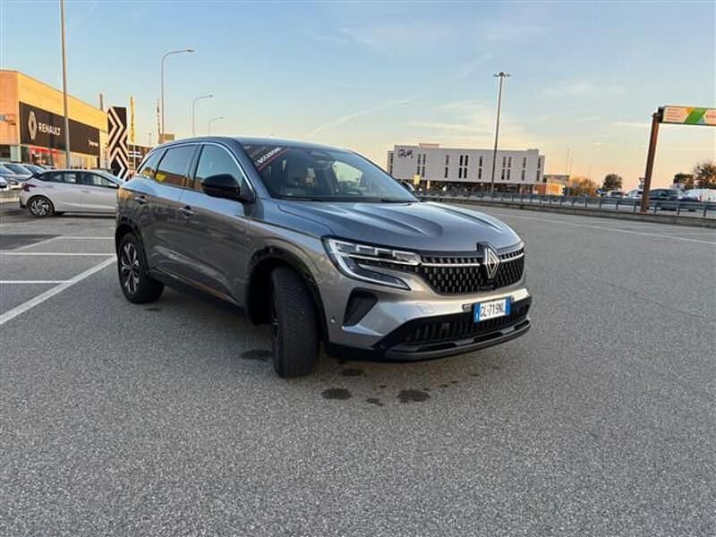 Usata Renault Austral Techno 158 CV (116 kW) 2023 Grigio scuro SUV