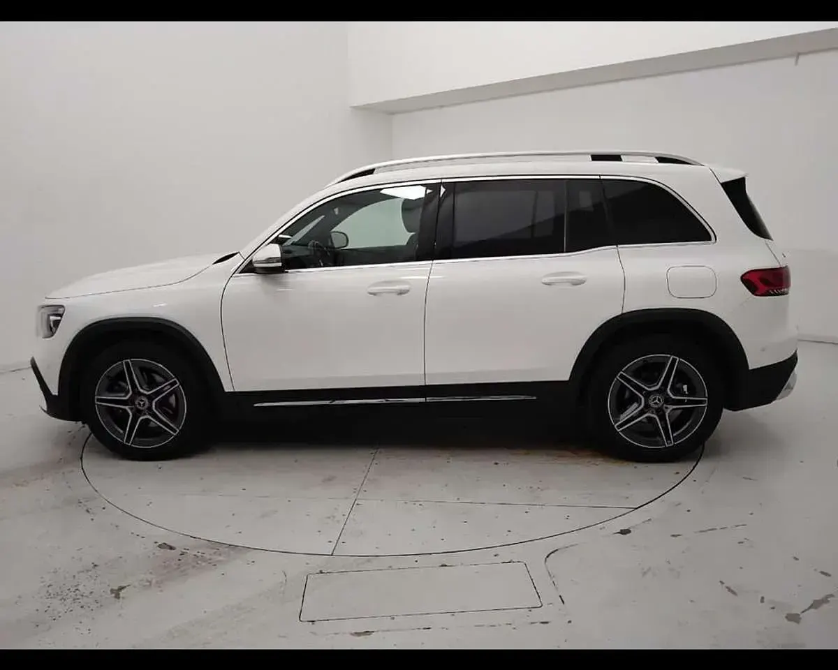 Usata Mercedes GLB200 Premium 163 CV (119 kW) 2023 Bianco SUV